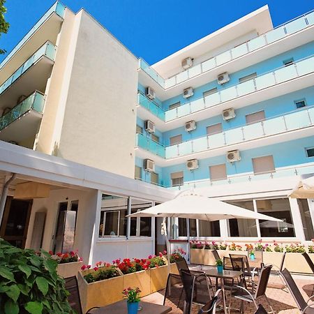 Hotel Helios Риччоне Экстерьер фото